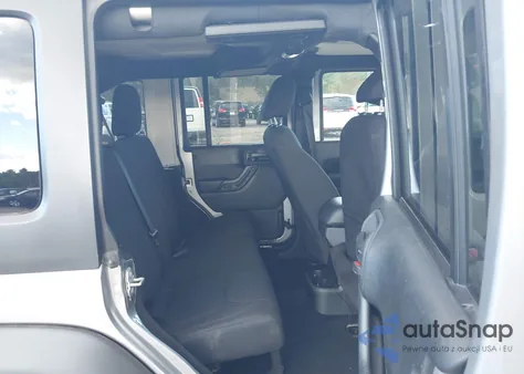 2015 Jeep Wrangler Unlimited Sport from USA, damaged, VIN 1C4BJWDG0FL521002